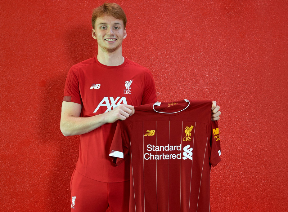 Sepp Van den Berg, diciassettenne, si è unito al Liverpool